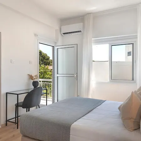 アパート Phaedrus Living Breeze Residences Urbanity *